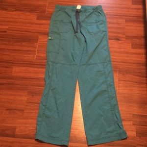 Wonderwink women’s cargo scrub pant